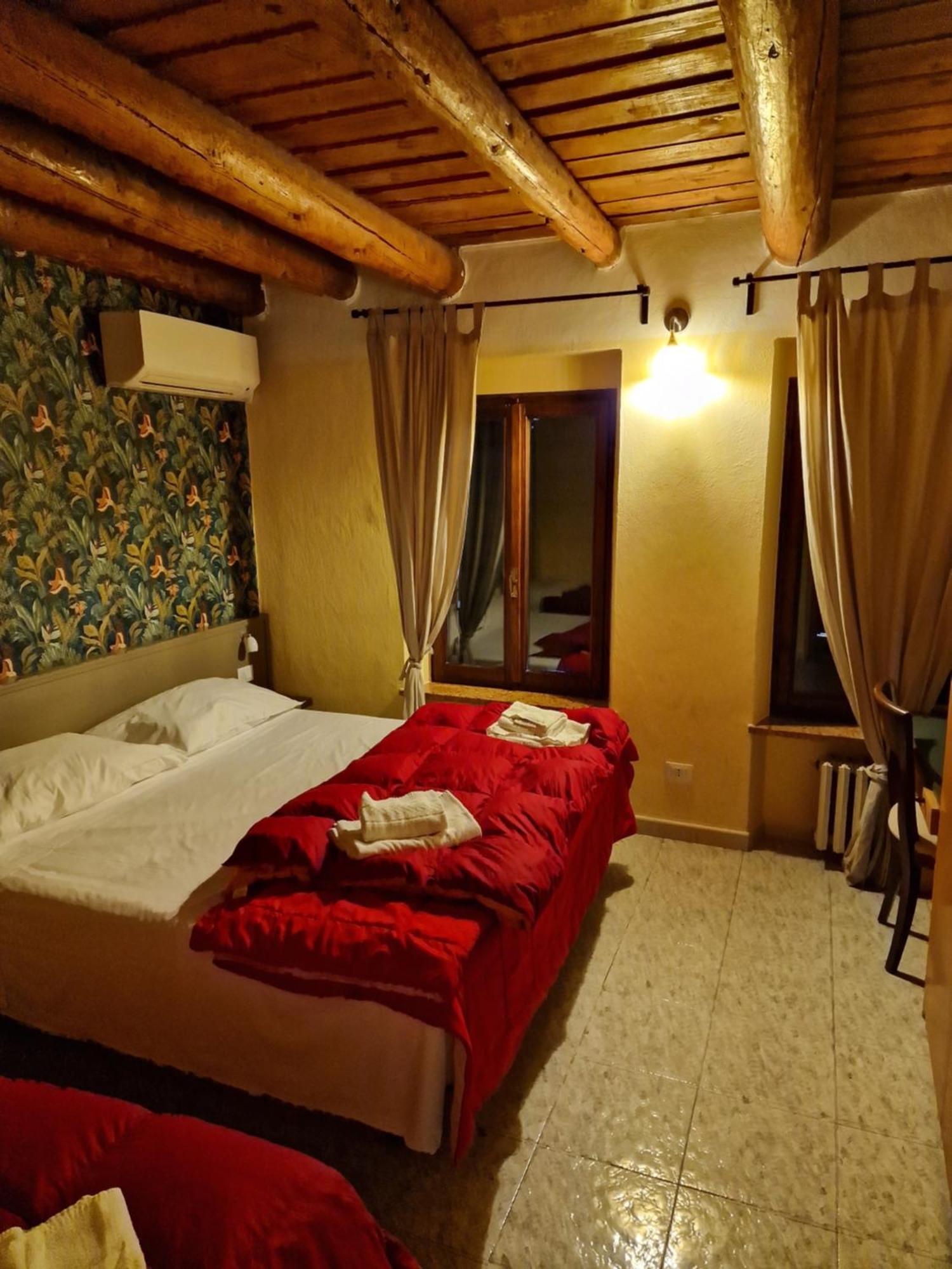 Locanda Al Centrale Caprino Veronese Exteriér fotografie