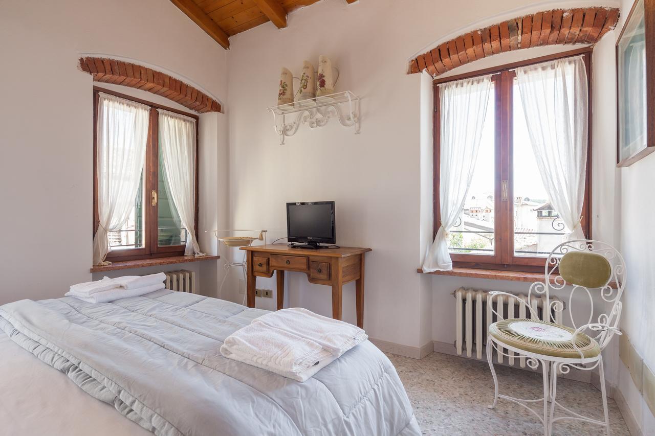 Locanda Al Centrale Caprino Veronese Exteriér fotografie